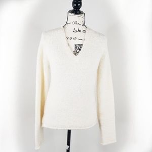 J. CREW ▪ Cream V-neck sweater, nubby loose weave